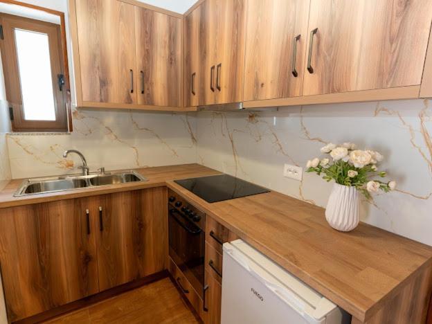 Roel Apartments Sarandë Eksteriør billede
