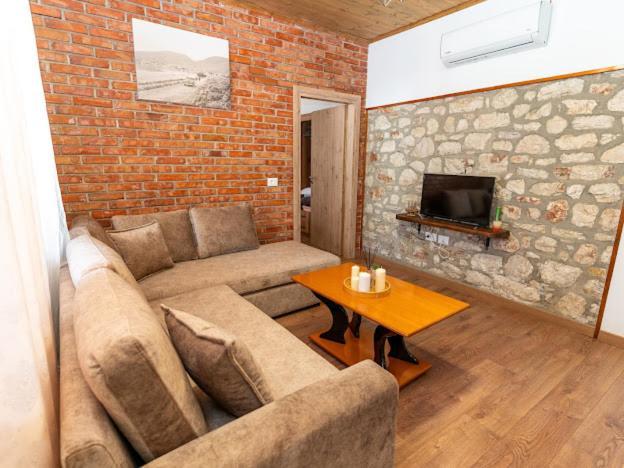 Roel Apartments Sarandë Eksteriør billede