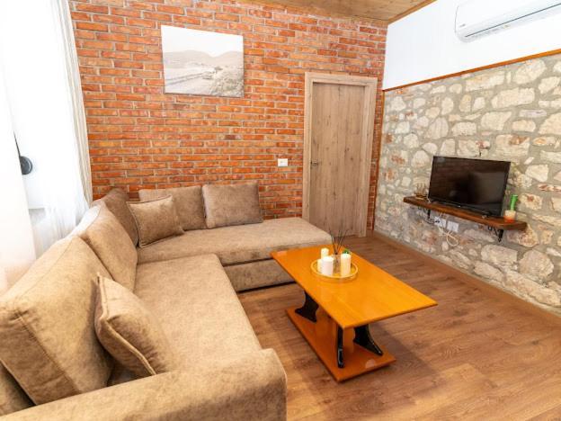 Roel Apartments Sarandë Eksteriør billede