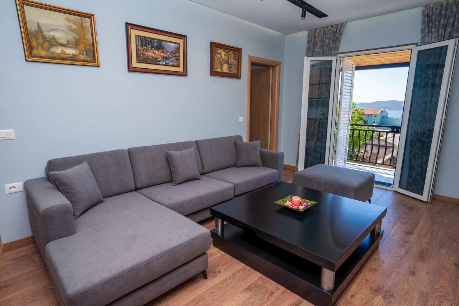 Roel Apartments Sarandë Eksteriør billede