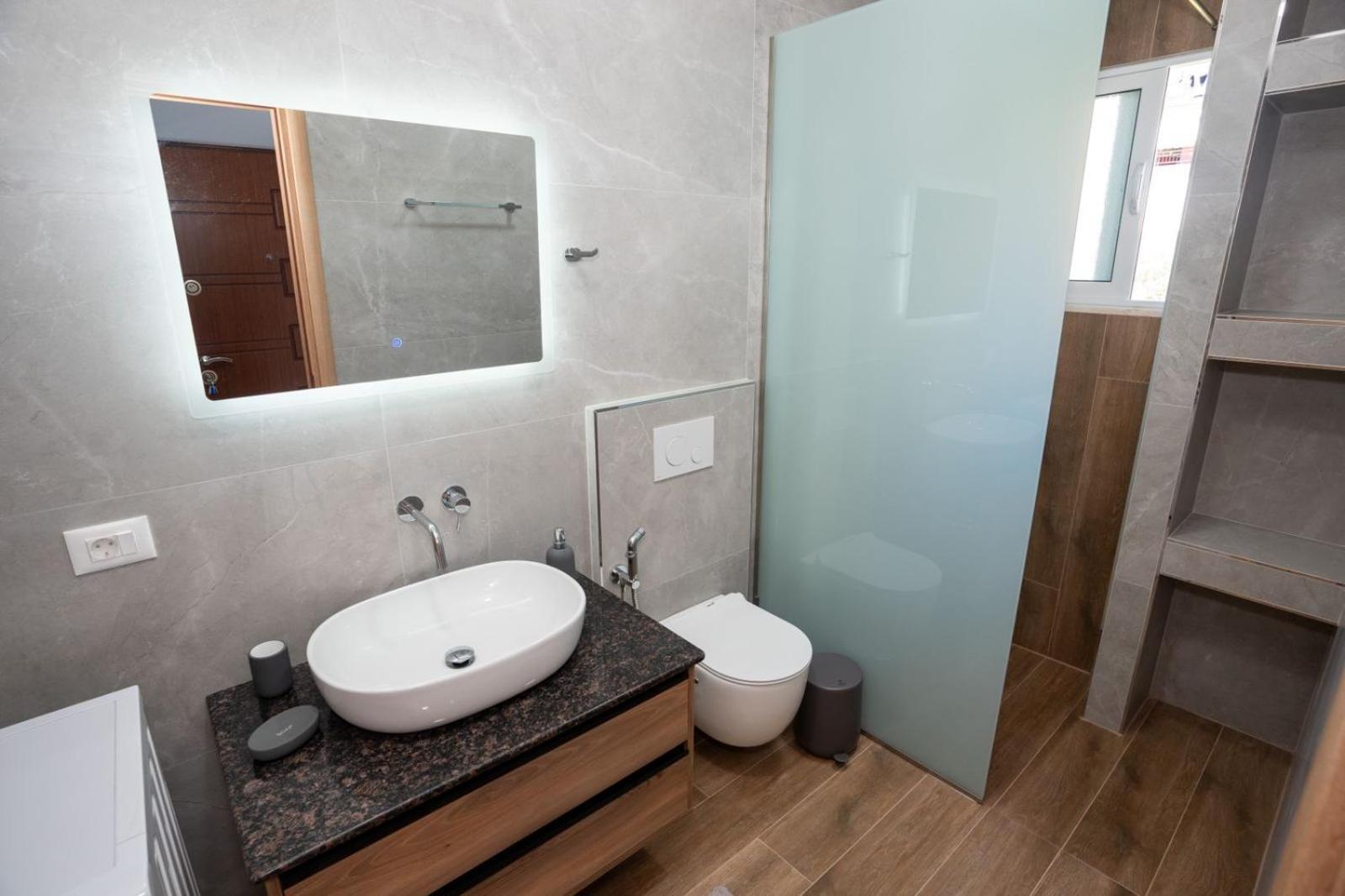 Roel Apartments Sarandë Eksteriør billede