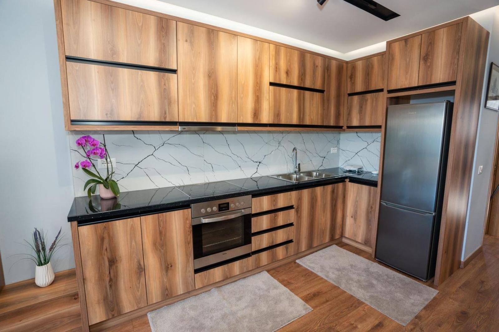 Roel Apartments Sarandë Eksteriør billede